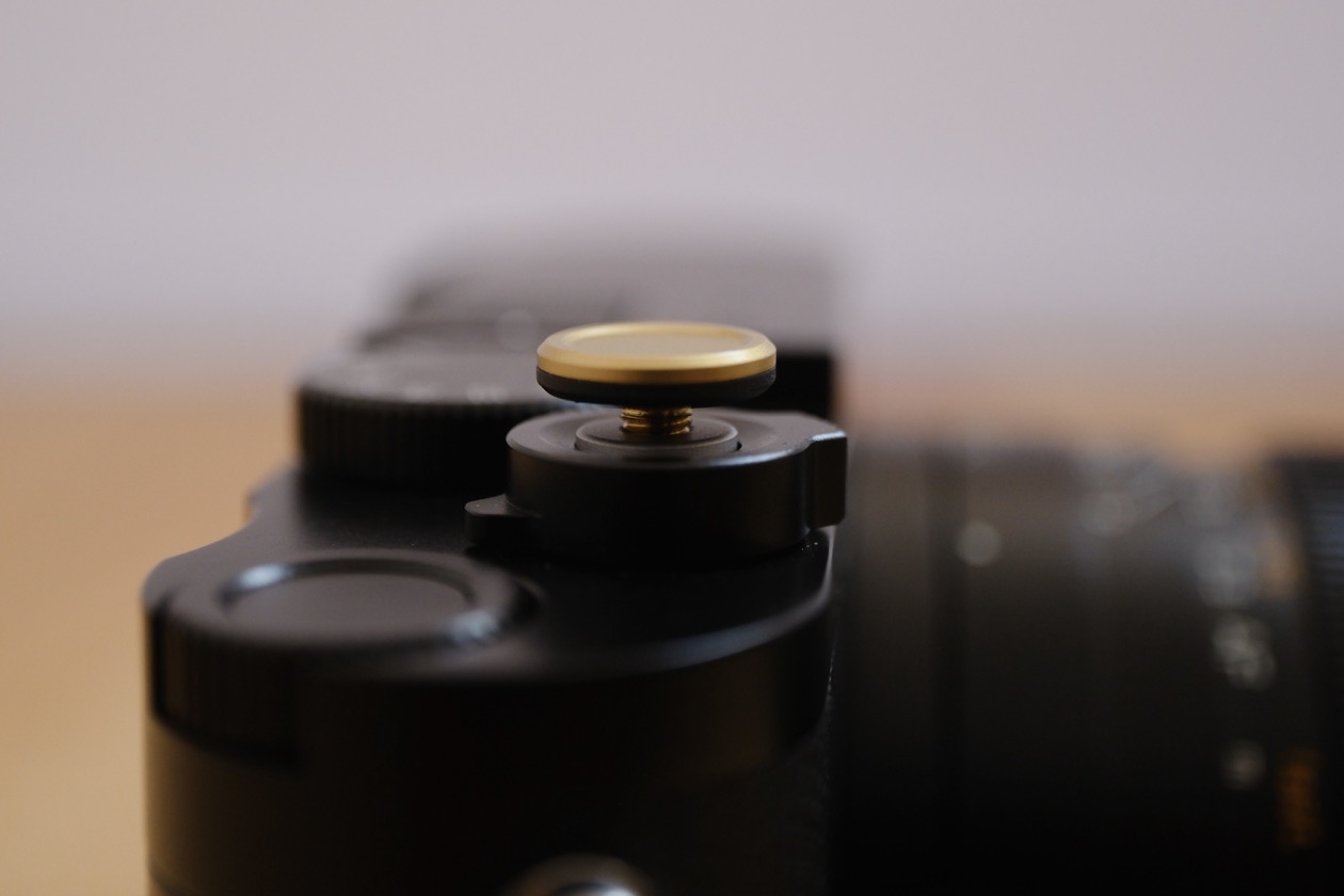 Leica Q3レビュー：真鍮のレリーズボタンがカッコ良過ぎた話 - sci-ena